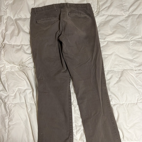 Gap 30x34 Slim Mens khakis pants. Gray/brown (banana republic) - Picture 4 of 4